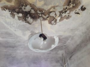 O que fazer quando ocorre uma infiltração causada por um vizinho